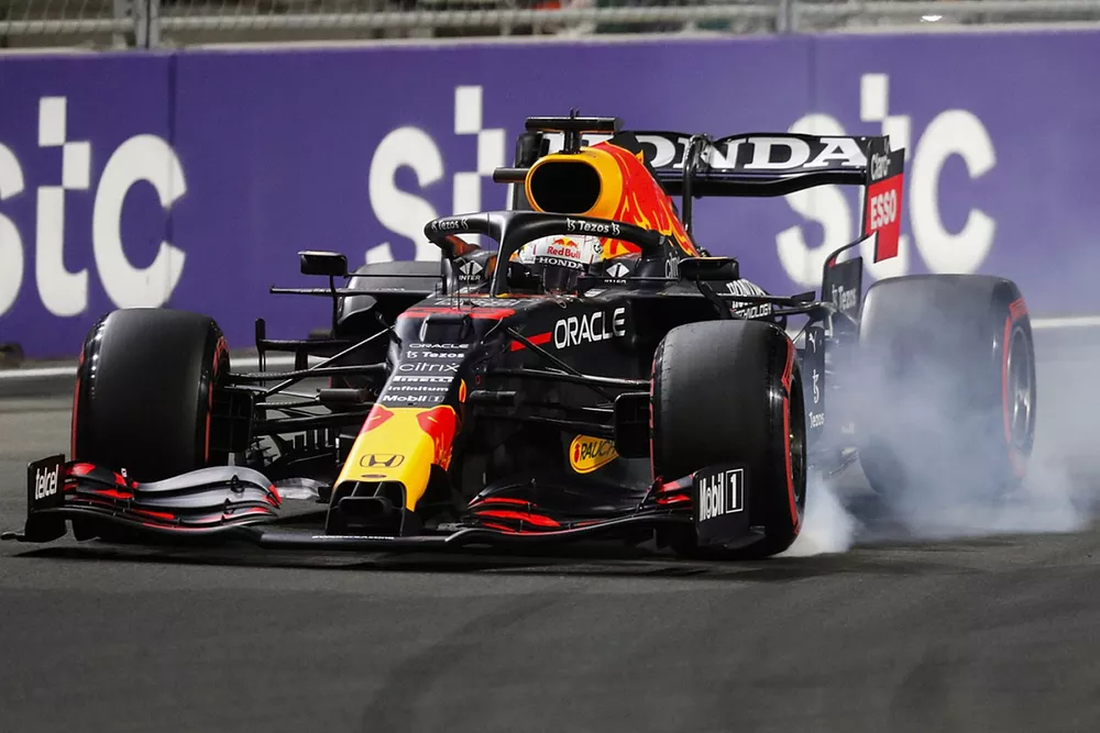 Max Verstappen, Red Bull Racing RB16B