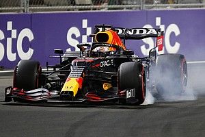 Verstappen dans le mur : "Je ne comprends pas ce qui s'est passé"