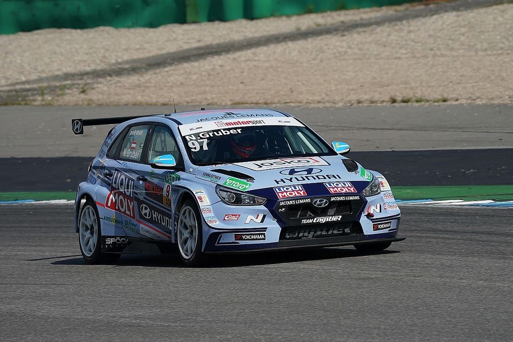 Gruber najszybszy na Nurburgring