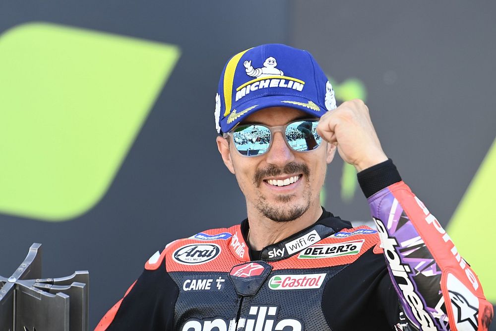 Maverick Vinales, Aprilia Racing Team