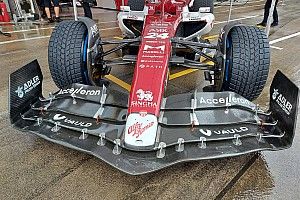 Ezzel az új első szárnnyal biztosítaná be a 6. helyét a konstruktőri bajnokságban az Alfa Romeo