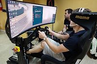 Porsche Cup: Em feito inédito, Jeff Giassi atua no automobilismo ‘real’ e virtual em Goiânia