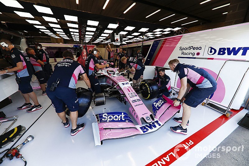 Perez alatt meghibásodott az új Mercedes-motor