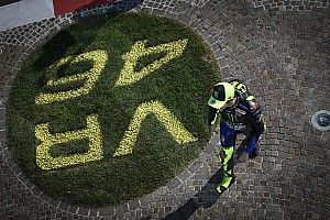 Rekam Jejak Karier Luar Biasa Valentino Rossi dalam Angka