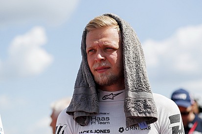 Kevin Magnussen evlendi