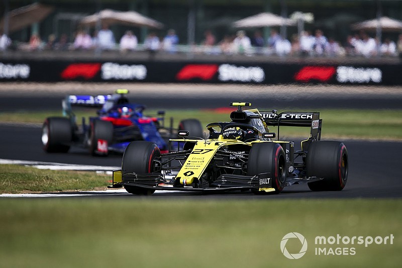 Renault: Alapvető változtatásokat kell eszközölnünk…