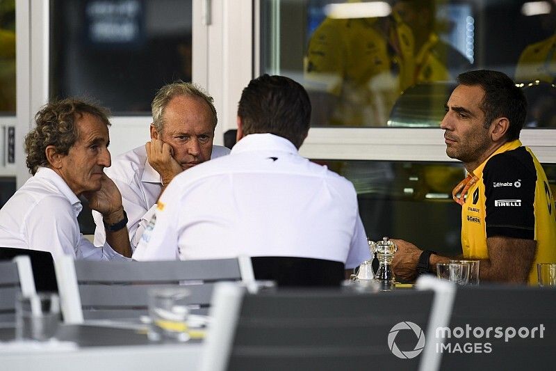 A Renault a nyári fejlesztések kudarcakor döntött a személycserékről