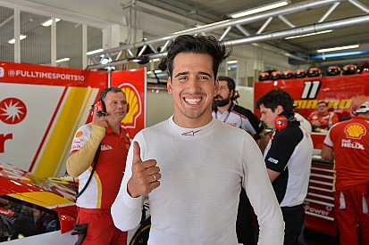 Mais rápido do fim de semana, di Mauro faz mistério sobre SuperPole