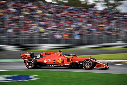 Vettel topt ingekorte derde training Italië, Verstappen naar P2