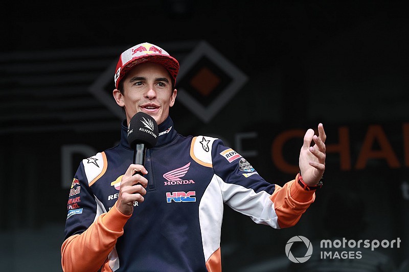 Marquez benne lenne egy bajnok a bajnok elleni csatában Hamiltonnal