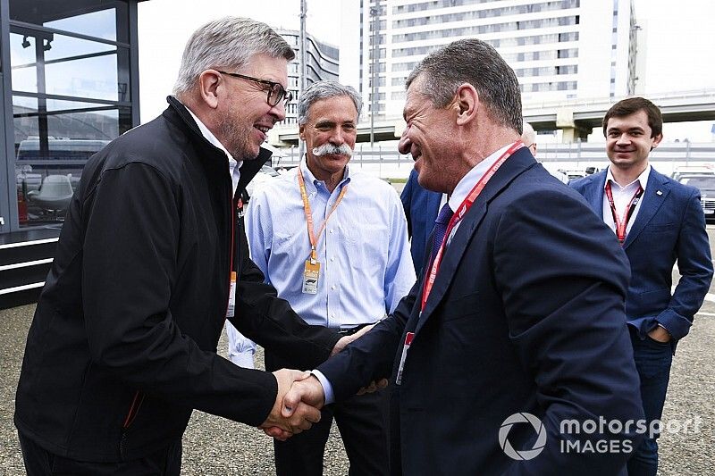 Ross Brawn, Managing Director of Motorsports, FOM, and Chase Carey, Chairman, Formula 1, meet Dmitry Kozak, Deputy Prime Minister of Russian Federation