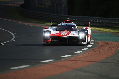 24H Le Mans: Toyota manda en una accidentada sesión de entrenamientos