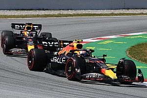 F1 - Horner insiste que "não fazia sentido nenhum" ter Verstappen e Pérez batalhando: "Seria uma luta injusta"