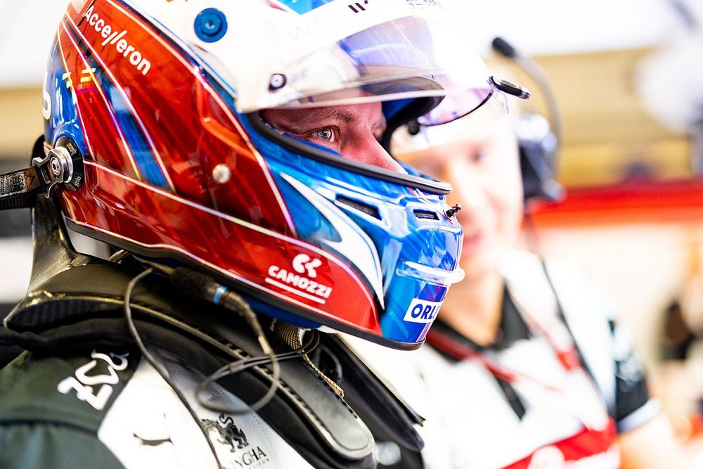 Bottas bízik benne, hogy Vettel a visszavonulás ellenére marad a pilóták szövetségének élén