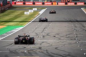 Q4: Sainz bate Verstappen e é pole em Silverstone, com Leclerc em 3º; veja debate do quali