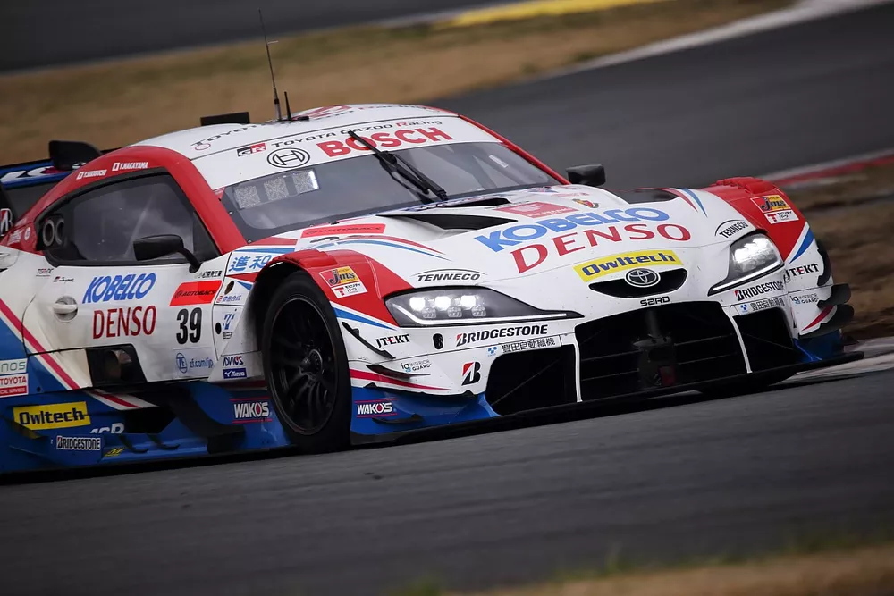 #39 DENSO KOBELCO SARD GR Supra