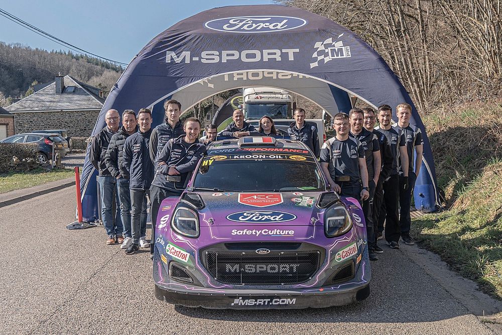 M-Sport team