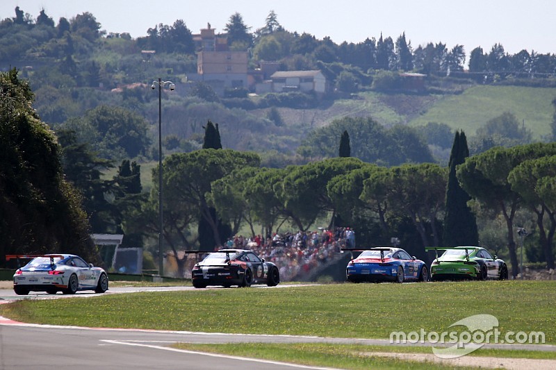 Carrera Cup Italia, dopo Vallelunga un'esplosiva finalissima a Imola!