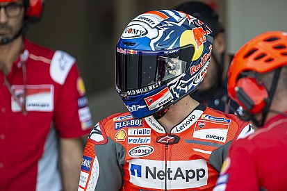 Dovizioso opent met snelste tijd in training Japanse GP, Lorenzo trekt zich terug