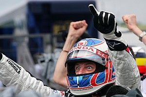 Ma 39 éves Jenson Button, 2009 Forma-1 világbajnoka