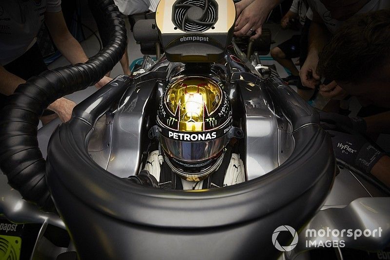 Vídeo: la peligrosa maniobra por la que Hamilton solo recibió una reprimenda
