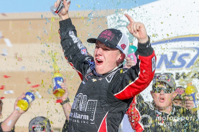 Nemechek conquista primeira vitória na Xfinity Series