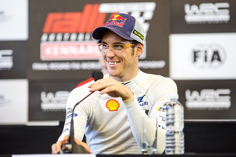 Neuville se opera de la rodilla, pero estará en el Rally de Montecarlo