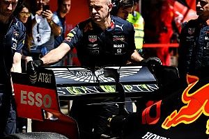 Kumpulan foto hari pertama tes F1 Barcelona