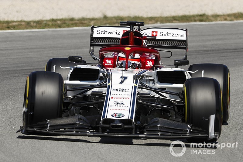 Raikkonen: Yarışa şu halimizle katılsak daha iyi olurduk
