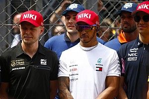 Hamilton diz que lutou com espírito de Lauda em Mônaco: 'Ele estava olhando lá de cima'