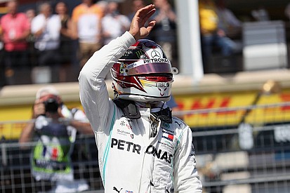 Kritische Hamilton lijkt sneer aan GP Zandvoort uit te delen