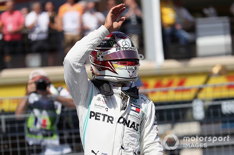 Kritische Hamilton lijkt sneer aan GP Zandvoort uit te delen