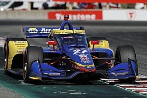 Laguna Seca IndyCar: Rossi tops misty warm-up session