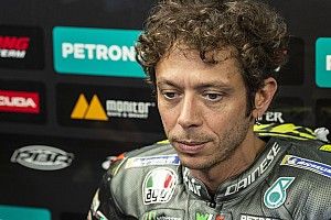 Rossi, Britanya GP'de geriye düşmesi nedeniyle üzgün