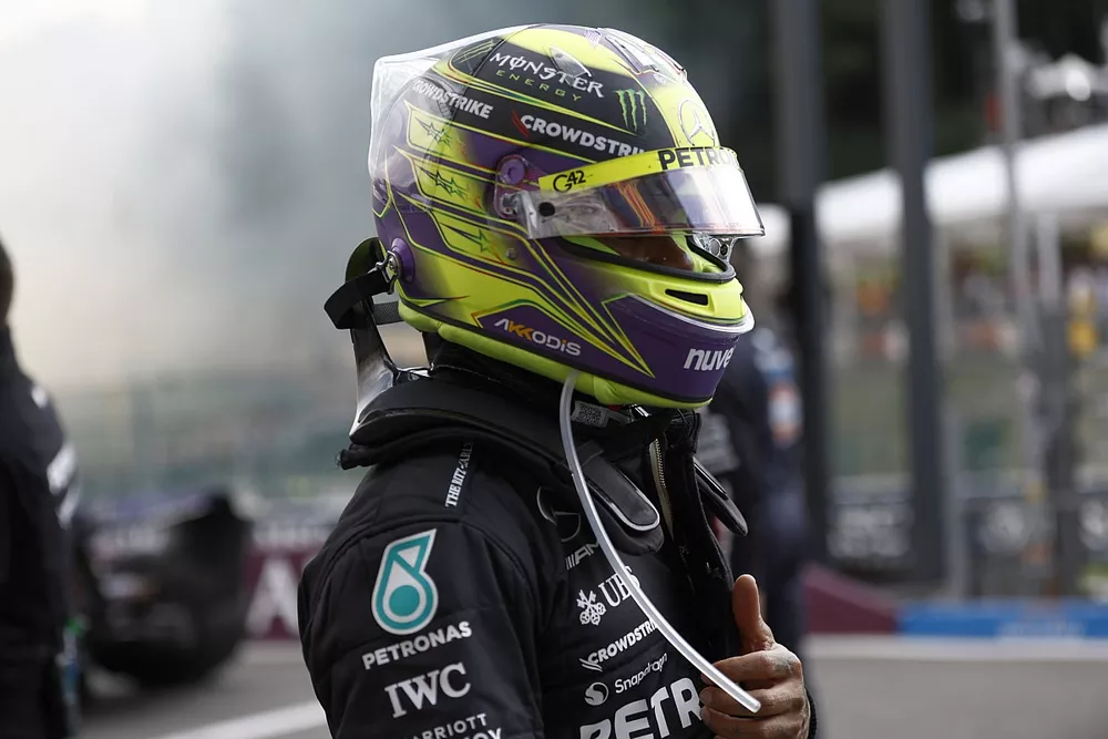 Lewis Hamilton, Mercedes-AMG, in Parc Ferme