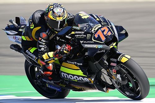 Bezzecchi lidera un 1-2 de VR46 en la FP1 de Silverstone