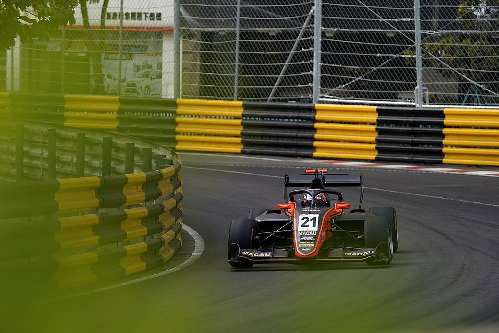 Macau GP, F3: Verschoor trionfa, Vips secondo e beffato