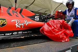 Vettel németül is kiakadt, majd csak fogta a fejét (videó)