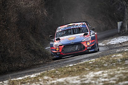Neuville proche du but, 1,5s d'écart entre Evans et Ogier