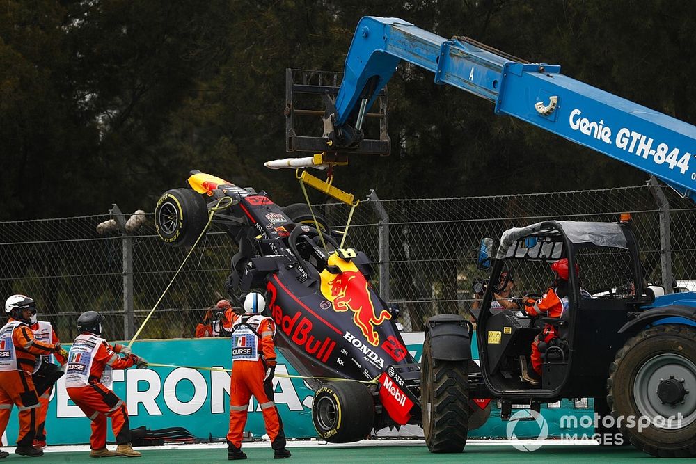 Horner a berozsdásodás miatt balesetekre számít a Forma-1-ben