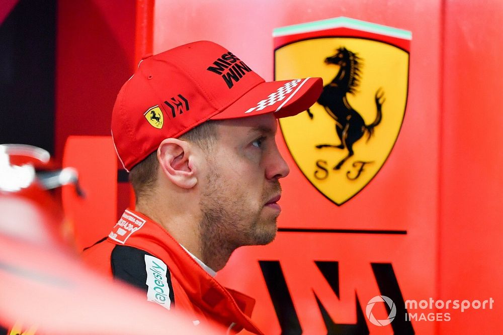 Анализ: Ferrari и Феттель зашли в тупик. Кажется, пора звать Сайнса
