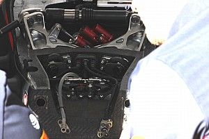 Red Bull RB16: ecco il segreto della sospensione anteriore