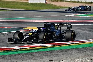 Ricciardo "will answer" rivals' calls, but prefers Renault stay