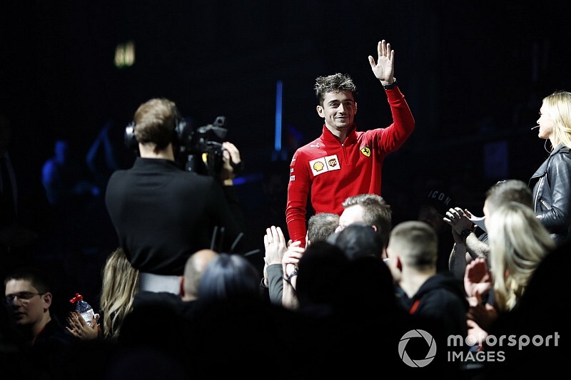 Leclerc come Hamilton? Il ferrarista punta sulla moda