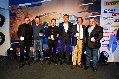 Castrol Ford Team Türkiye, 2019’da elde ettiği başarıları sezon sonu partisi ile kutladı