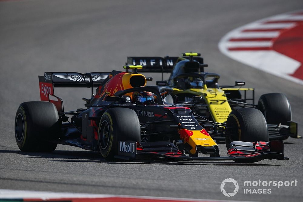 Alex Albon, Red Bull Racing RB15, leads Nico Hulkenberg, Renault F1 Team R.S. 19