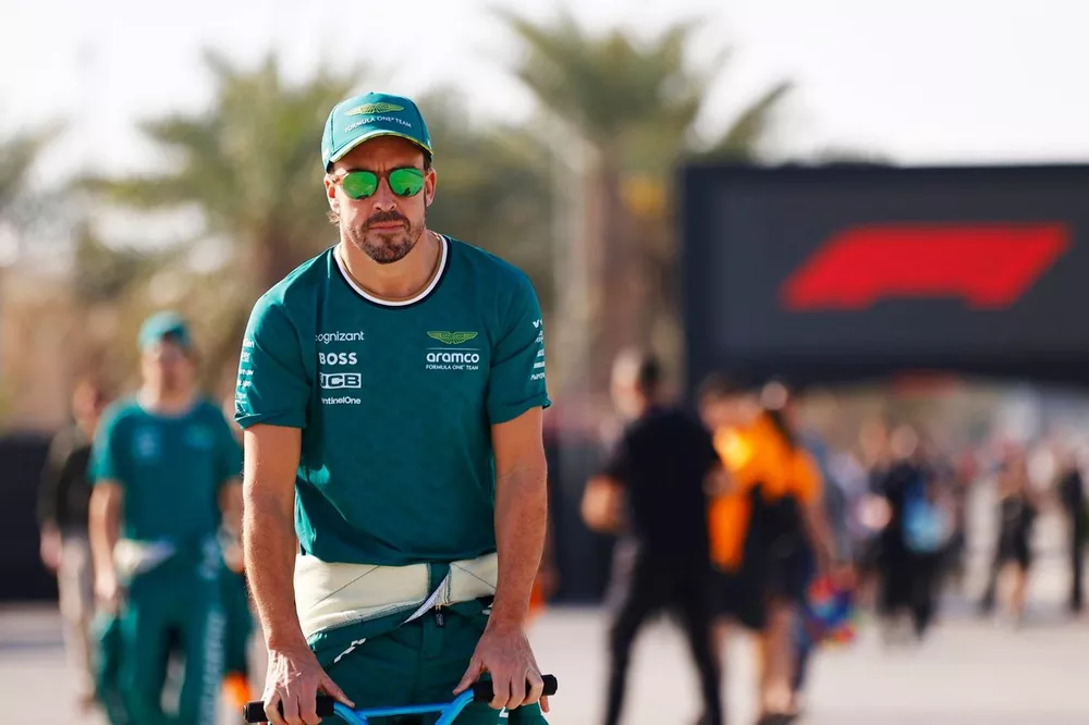 Fernando Alonso, Aston Martin F1 Team 