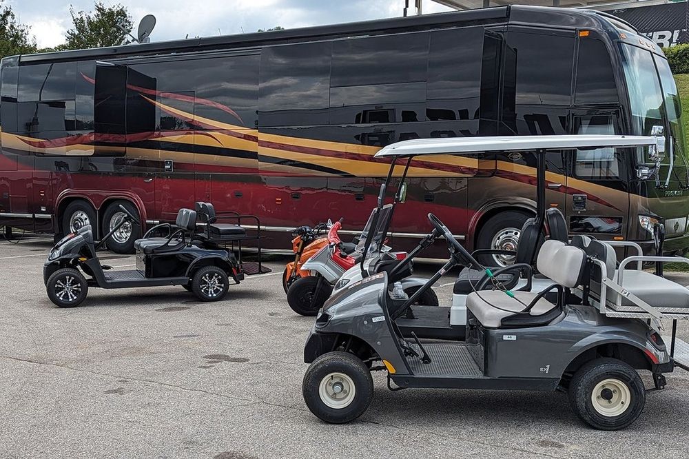 Reunión improvisada de dueños