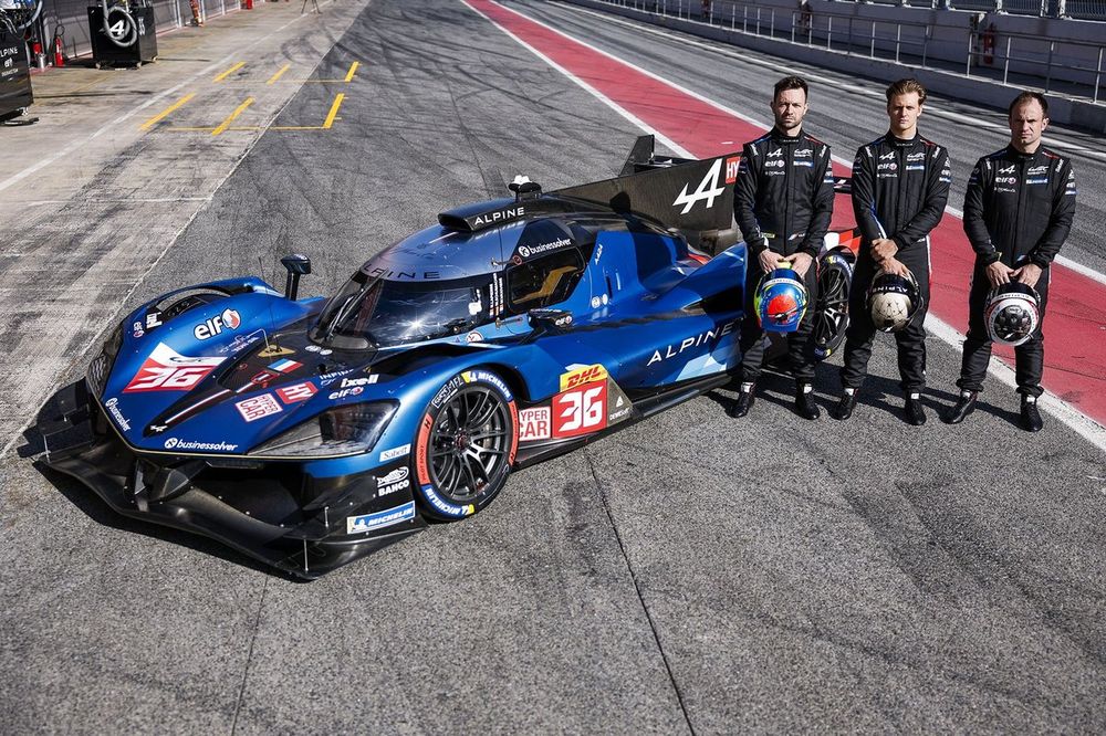 #36 Alpine A424: Nicolas Lapierre, Matthieu Vaxiviere, Mick Schumacher