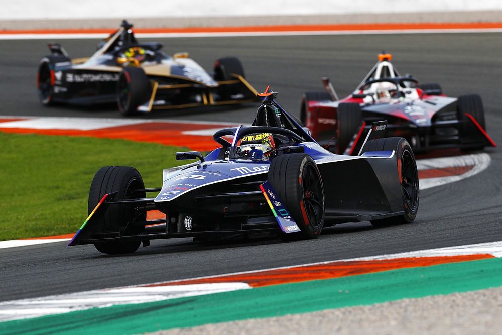 Mortara: "Not fair" to compare old and new FE cars yet